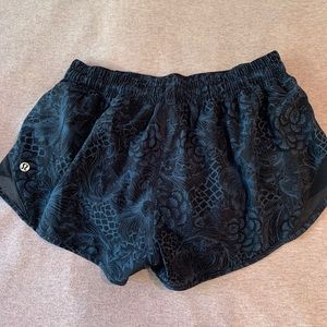 Lulu shorts